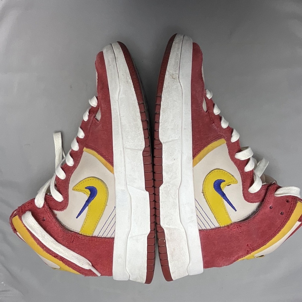 Nike Shoes Womens Size‎ 8.5 Red Suede High Top Dunk Sneaker Cushioned DH3718-600